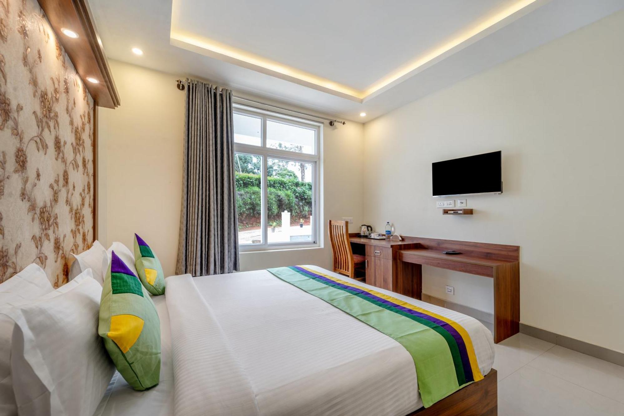 Treebo Windsong Resort Munnar, Tea Plantation View Exterior photo